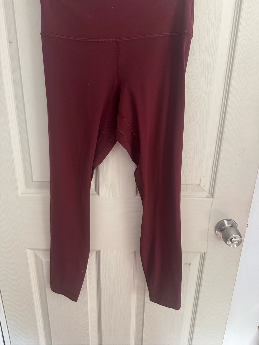 lululemon Align™ High-Rise Crop 23" Size 8 Burgundy - Picture 4 of 14